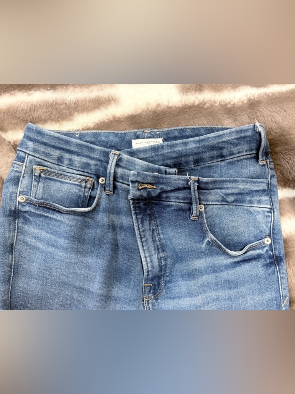Good American High-Rise Women's Jeans — Medium Blue Wash